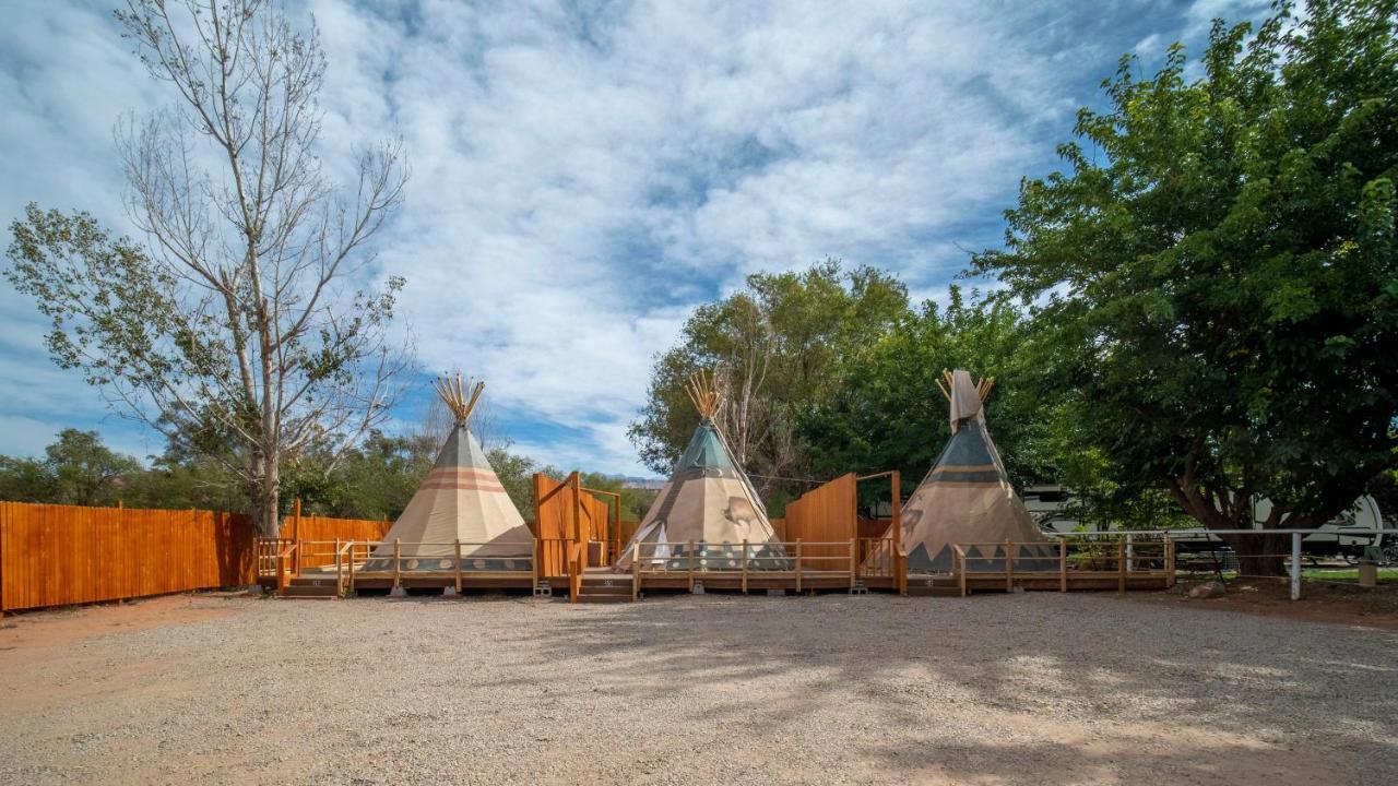 Ok Rv Park Glamping Tipi Ok56 Hotel Moab Exterior photo